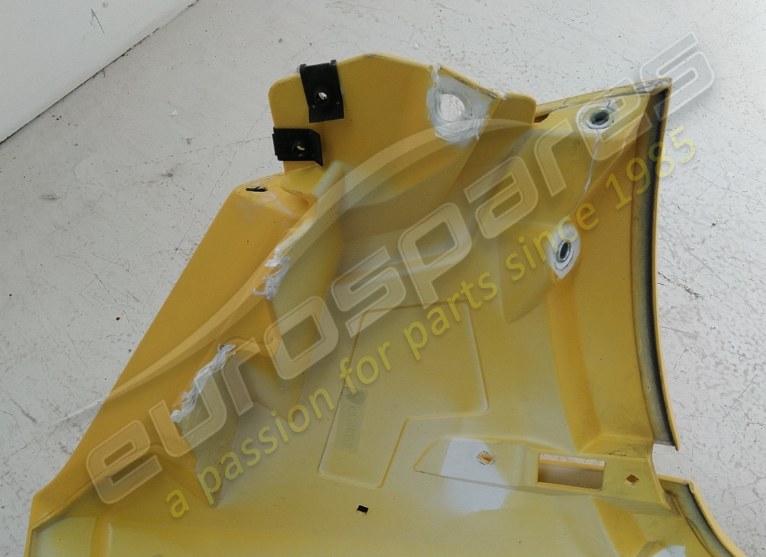 damaged lamborghini cover,fender. part number 470854960l (2)