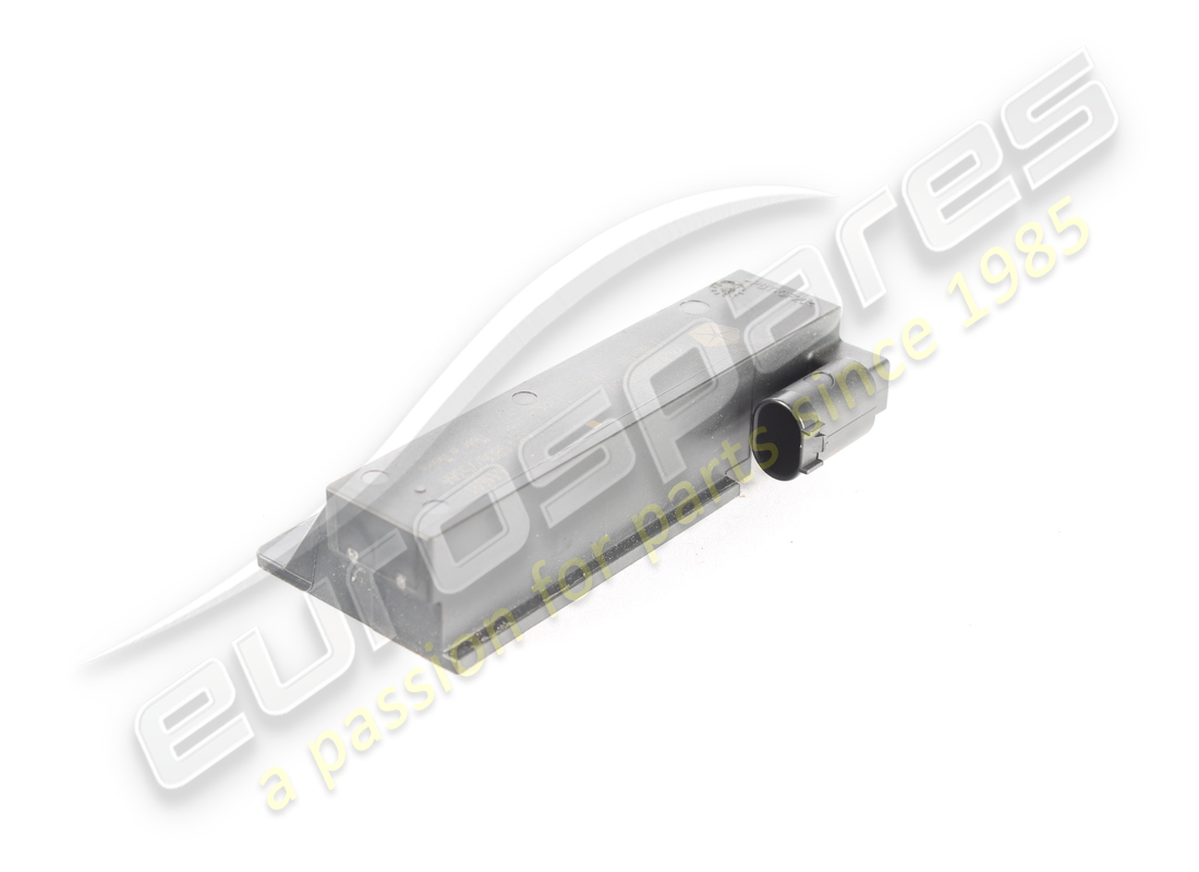 used maserati luggage comp. passive entry. part number 675000241 (2)