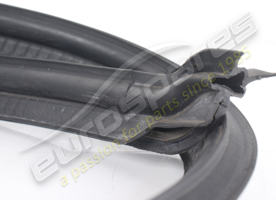 USED FERRARI UNDERWINDSCREEN TRAY SEAL. PART NUMBER 83315600 (3) used ferrari underwindscreen tray seal. part number 83315600 (3)