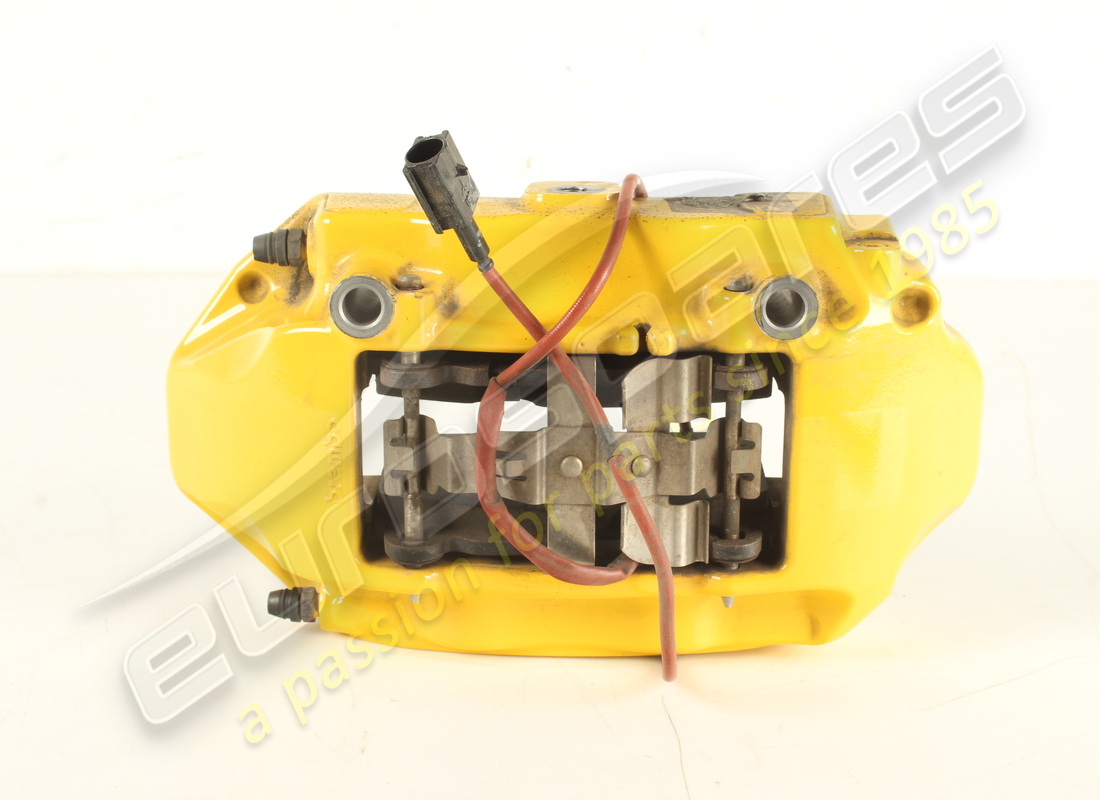 used ferrari rear rh caliper with pads. part number 311677 (3)