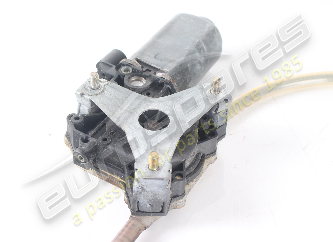 used maserati rh window raiser. part number 377705072 (7)