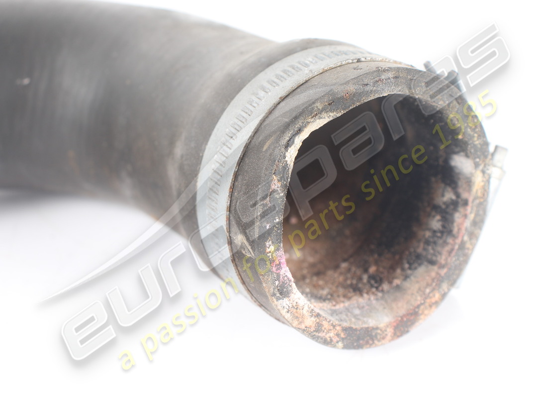 used maserati sleeve. part number 374000330 (2)