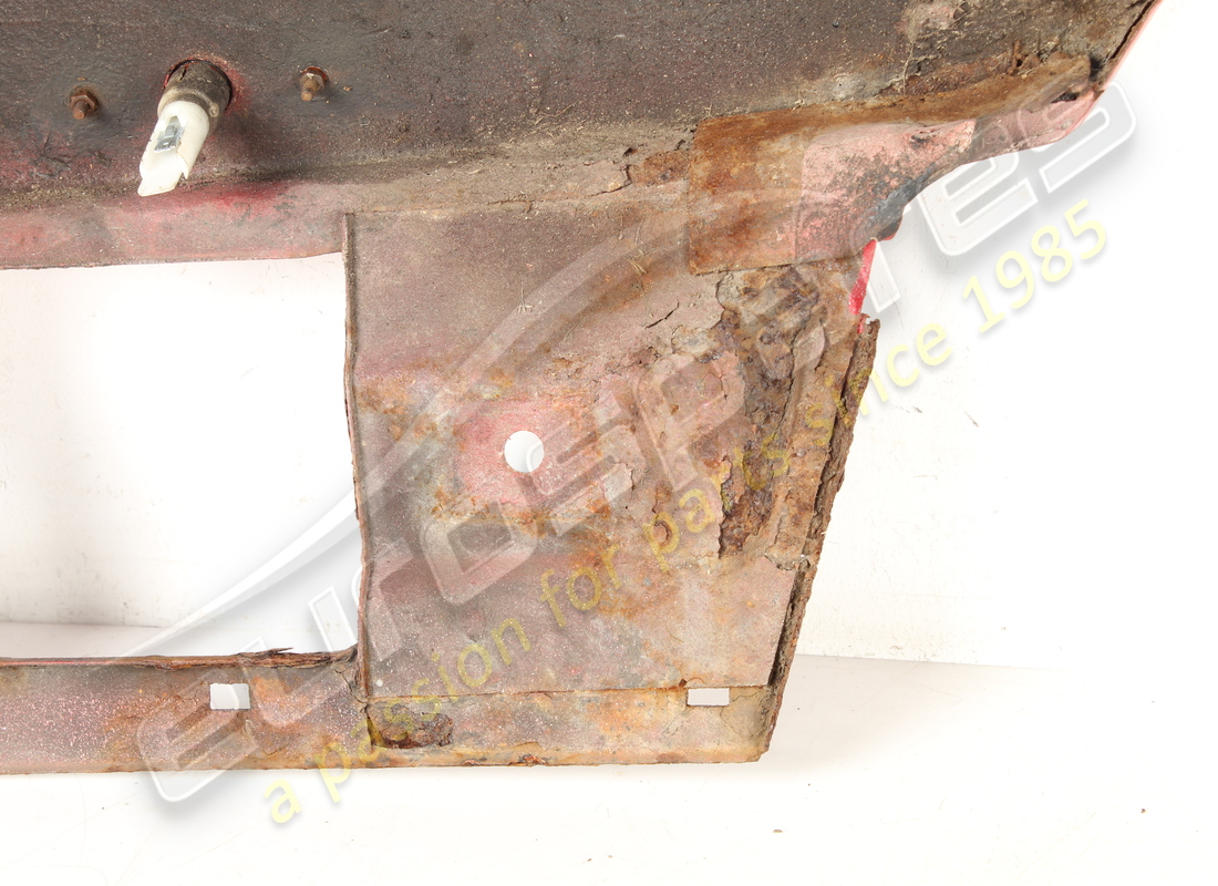 used ferrari rh front wing panel. part number 61707700 (7)