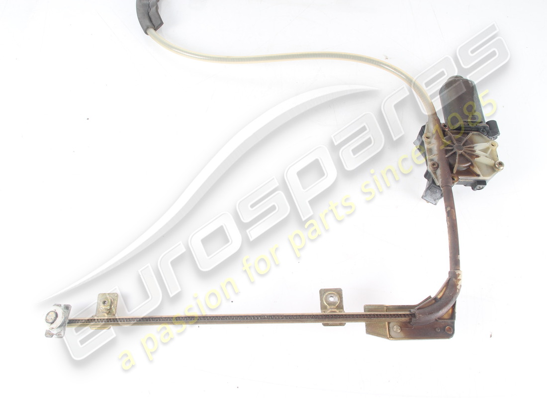 used maserati rh window raiser. part number 377705072 (6)