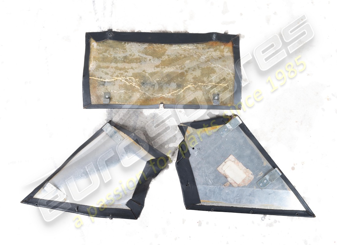 used ferrari front left & right carpet set. part number 95999641a (11)