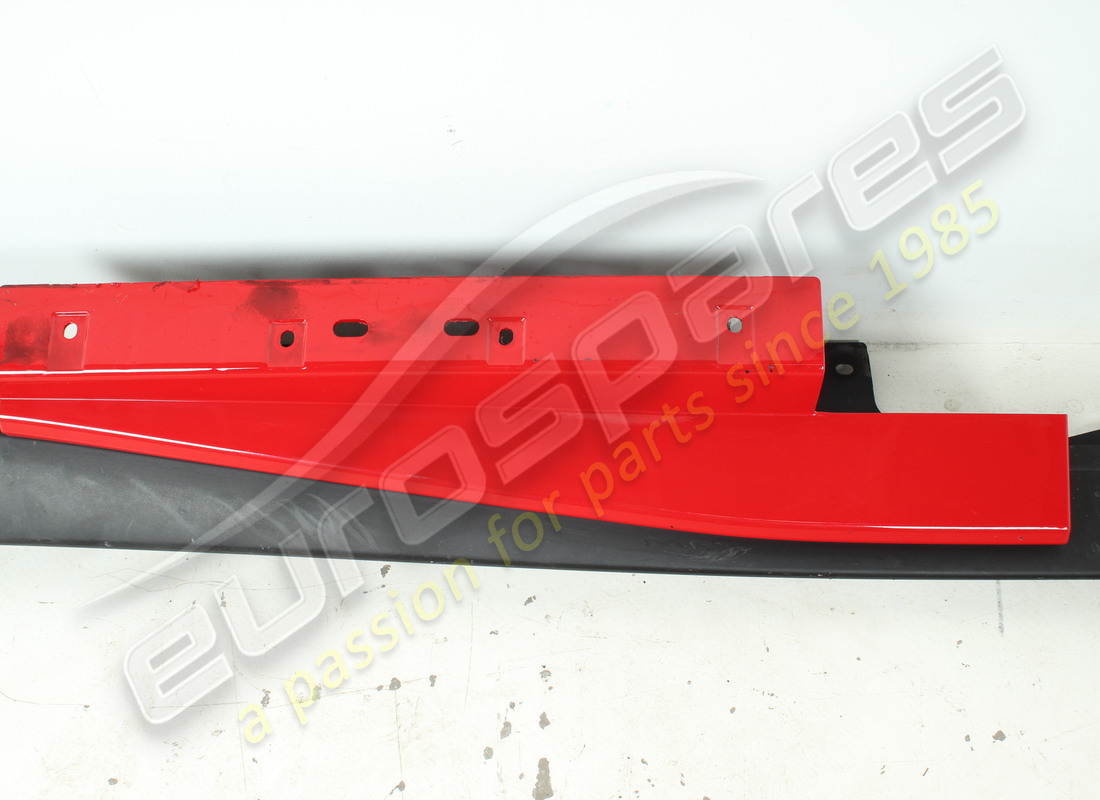 USED Ferrari COMPLETE RH SILL TRIM PANEL . PART NUMBER 88826110 (1)