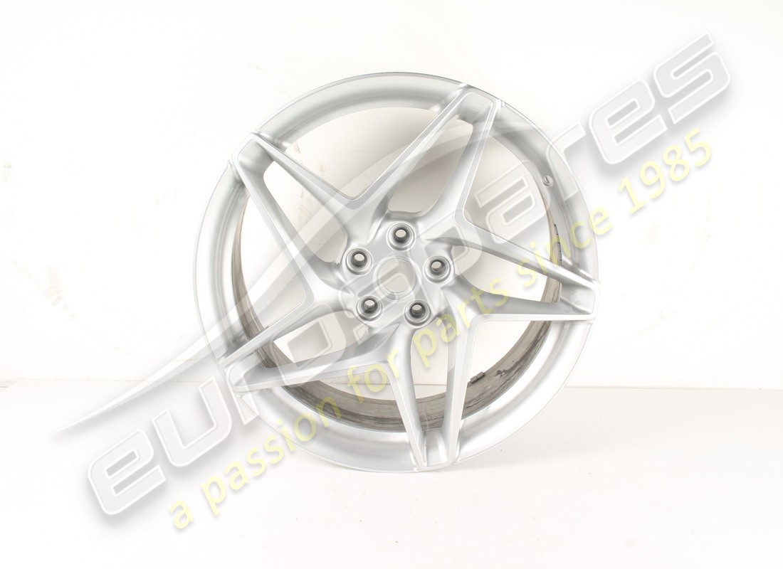 used ferrari lh front wheel. part number 861242 (1)