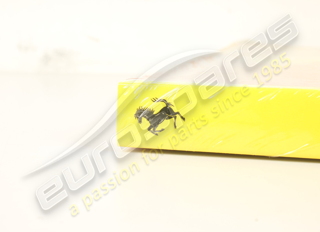 new ferrari 2005 ferrari yearbook. part number 95993029 (2)