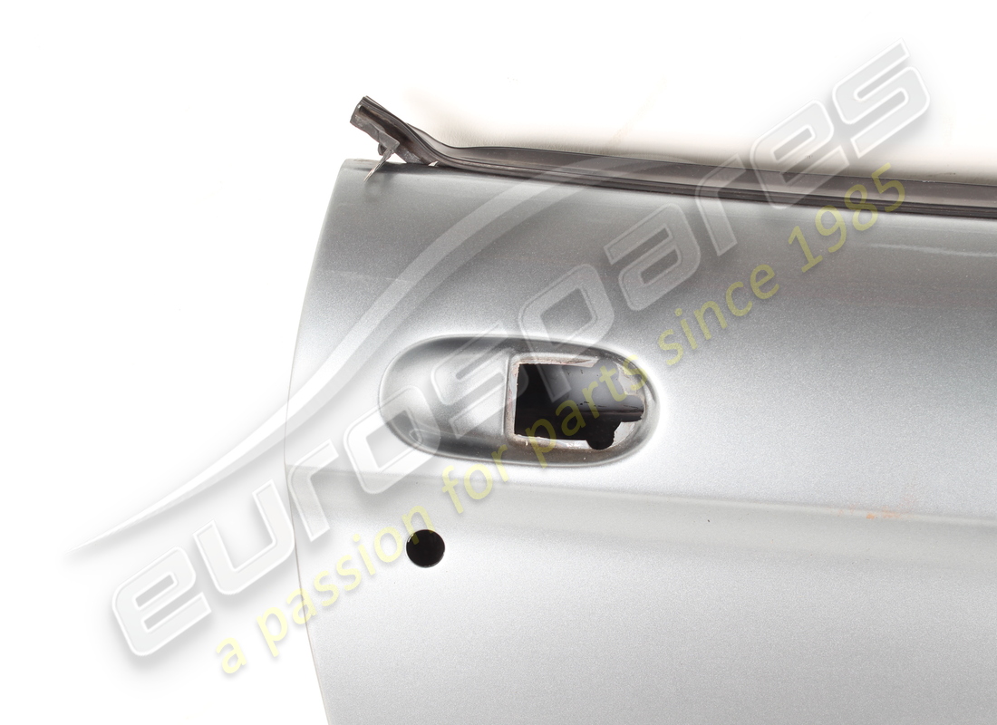 used ferrari rh door assembly. part number 65439811 (2)