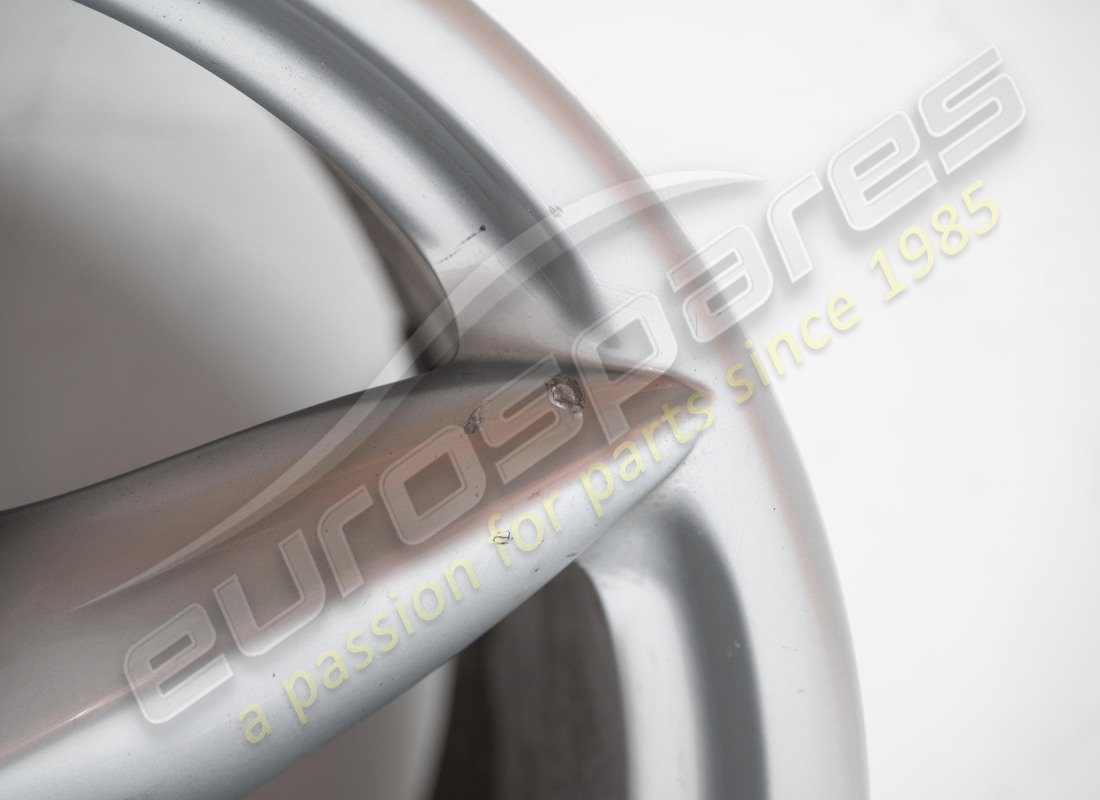 used ferrari rear road wheel. part number 164175 (4)