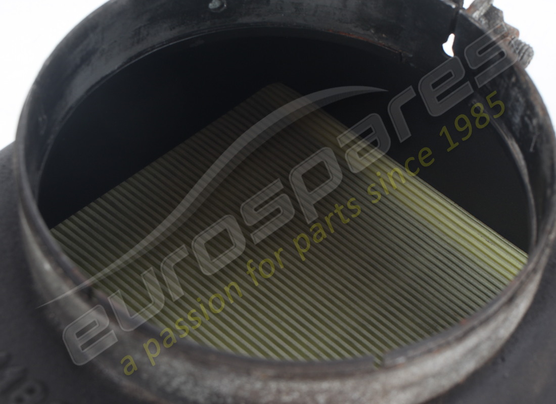 USED FERRARI AIR INLET. PART NUMBER 118313 (6) used ferrari air inlet. part number 118313 (6)