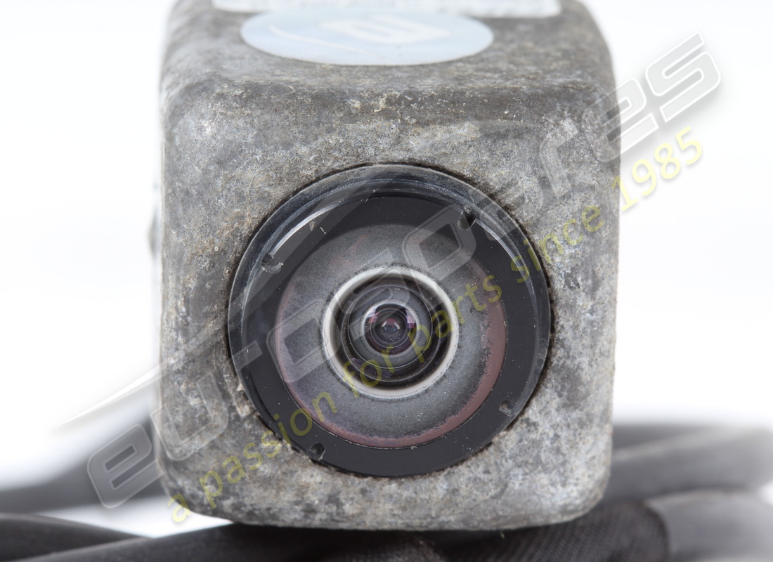 USED FERRARI REAR PARKING CAMERA. PART NUMBER 326604 (2) used ferrari rear parking camera. part number 326604 (2)