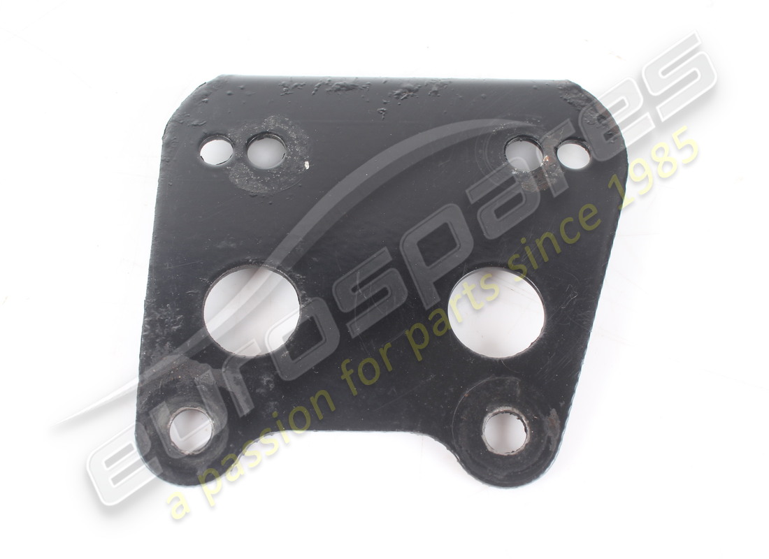 used maserati braket. part number 379006338 (2)