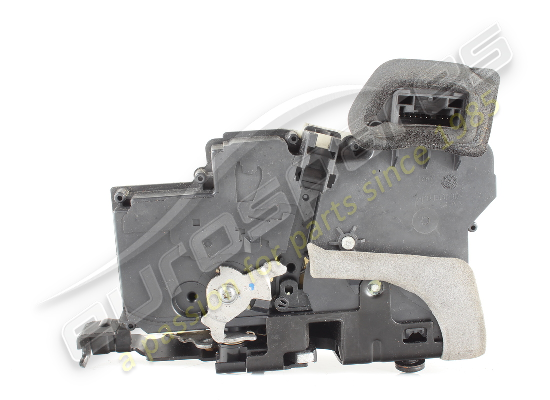 used lamborghini door lock. part number 4k0839016r (2)