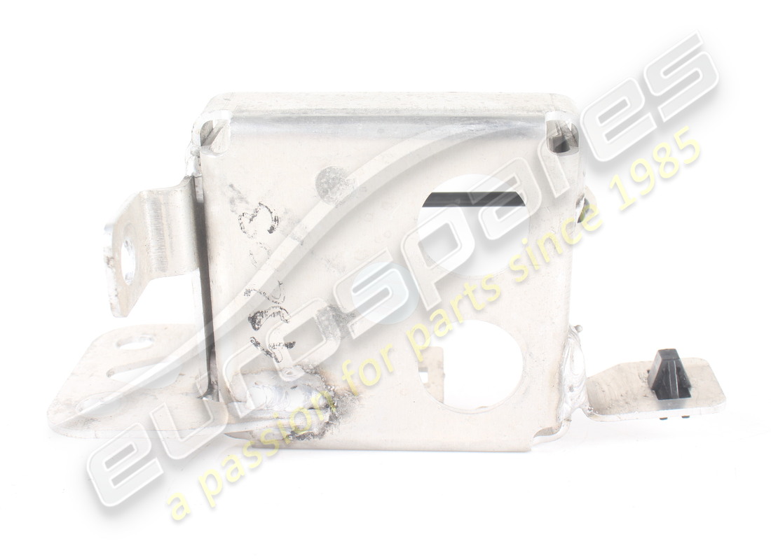 USED FERRARI TGK VALVE MOUNTING BRACKET. PART NUMBER 84066200 (5) used ferrari tgk valve mounting bracket. part number 84066200 (5)