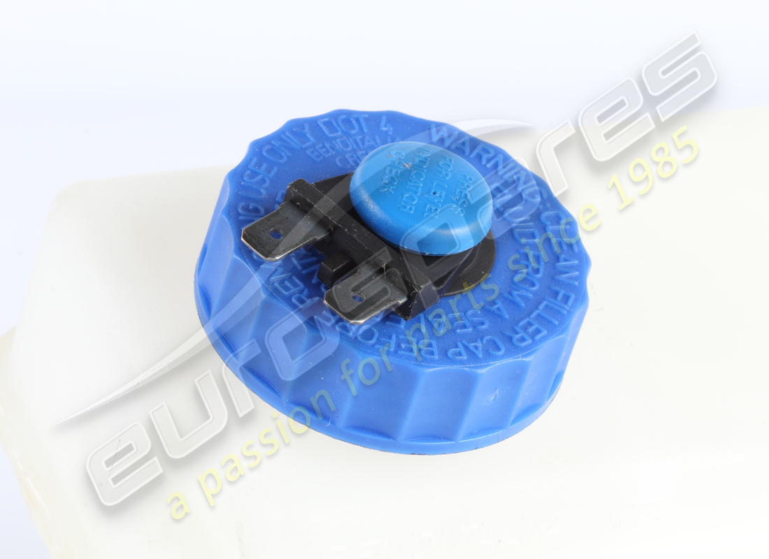 NEW OE COMPLETE BRAKE OIL TANK. PART NUMBER 173866 (3) new oe complete brake oil tank. part number 173866 (3)