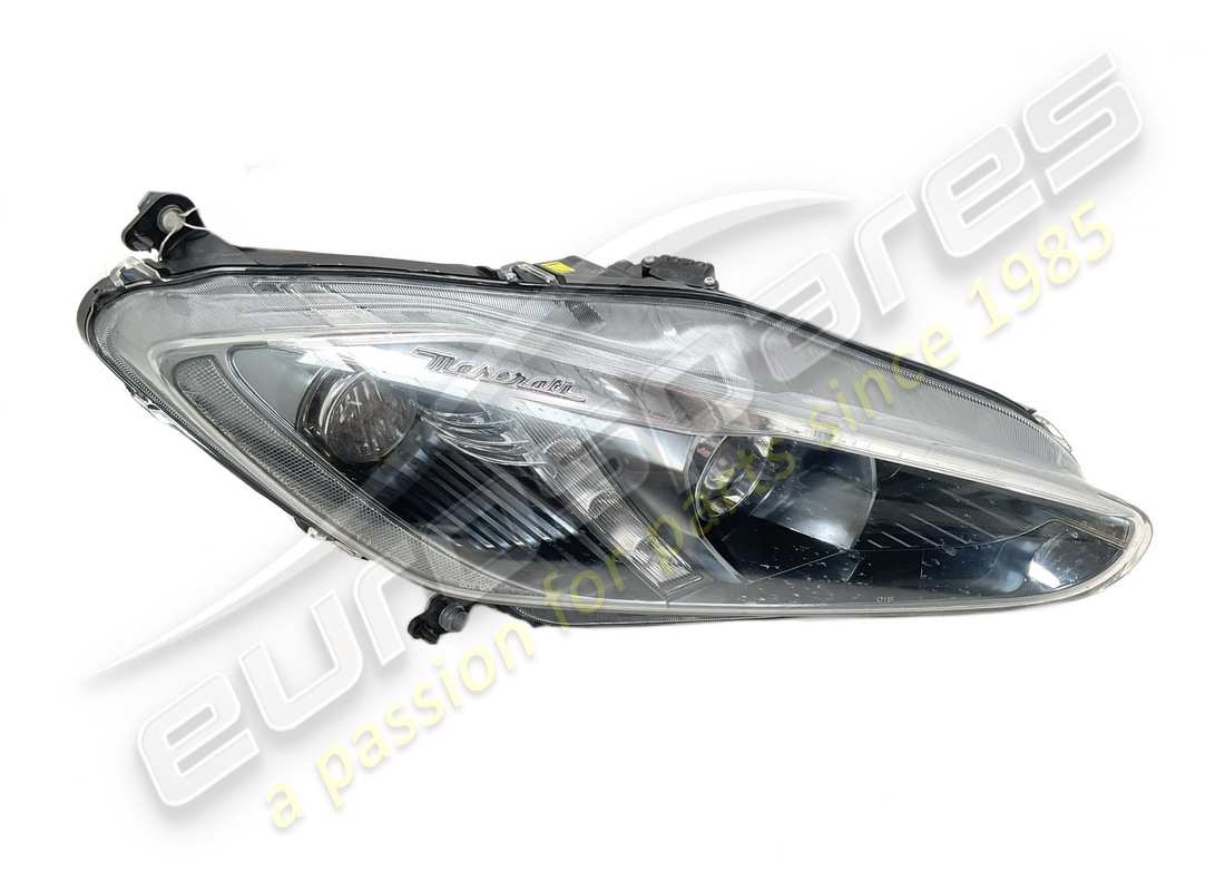 USED Maserati RH FRONT HEADLIGHT . PART NUMBER 350565 (1)