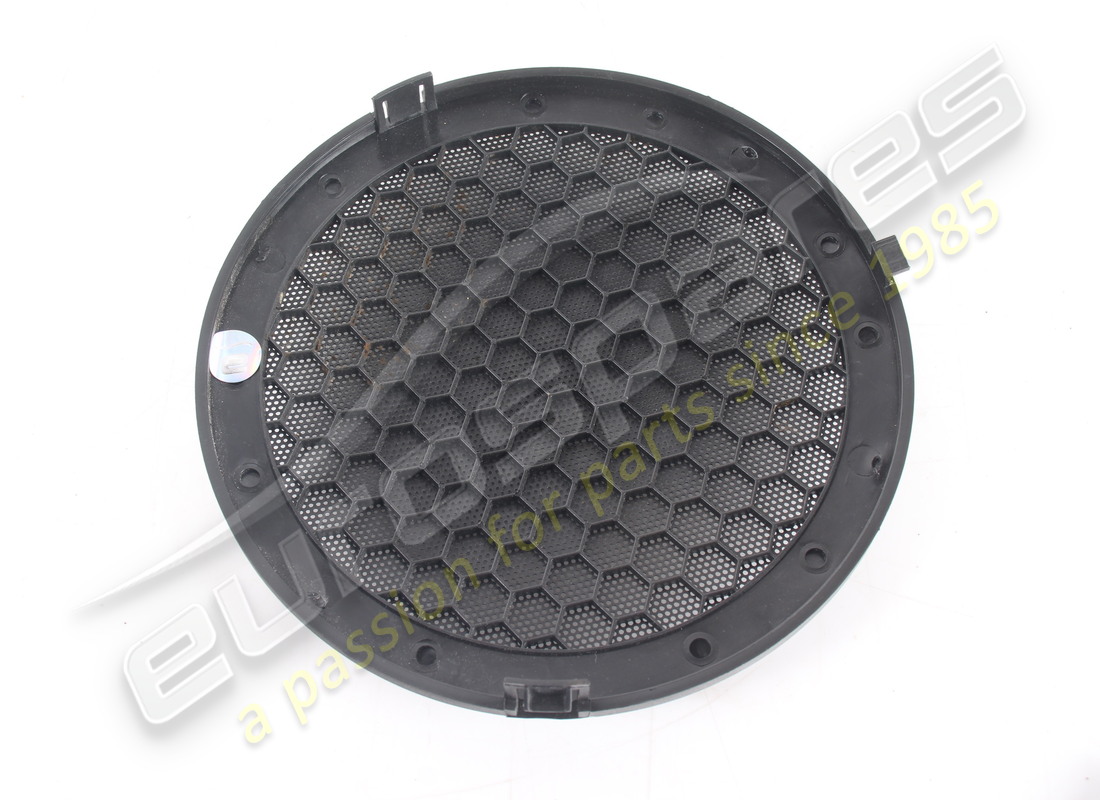 used maserati speaker grill. part number 388300600 (3)