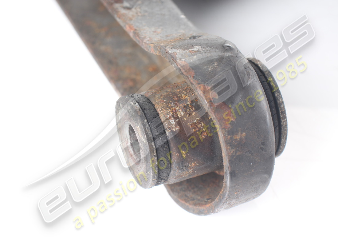 used ferrari rh rear suspension upper lever. part number 115716 (4)