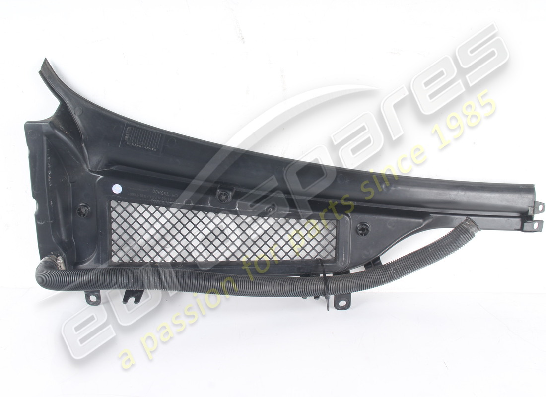 USED FERRARI COMPLETE LH UNDERWINDSCREEN TR. PART NUMBER 769800 (1) used ferrari complete lh underwindscreen tr. part number 769800 (1)