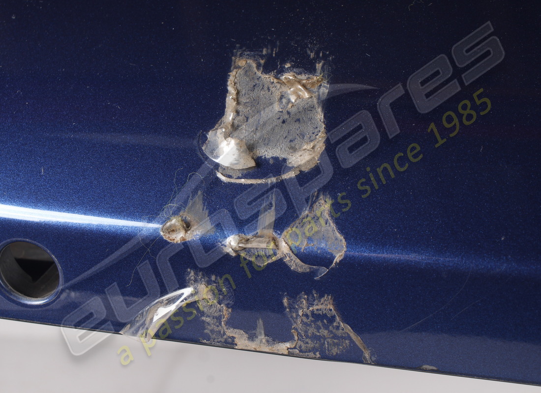 USED FERRARI FRONT BUMPER. PART NUMBER 89047110 (12) used ferrari front bumper. part number 89047110 (12)