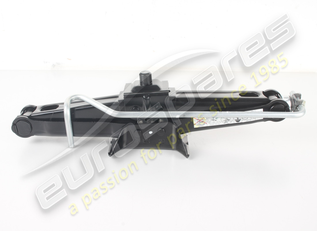 NEW MASERATI JACK. PART NUMBER 670004526 (3) new maserati jack. part number 670004526 (3)