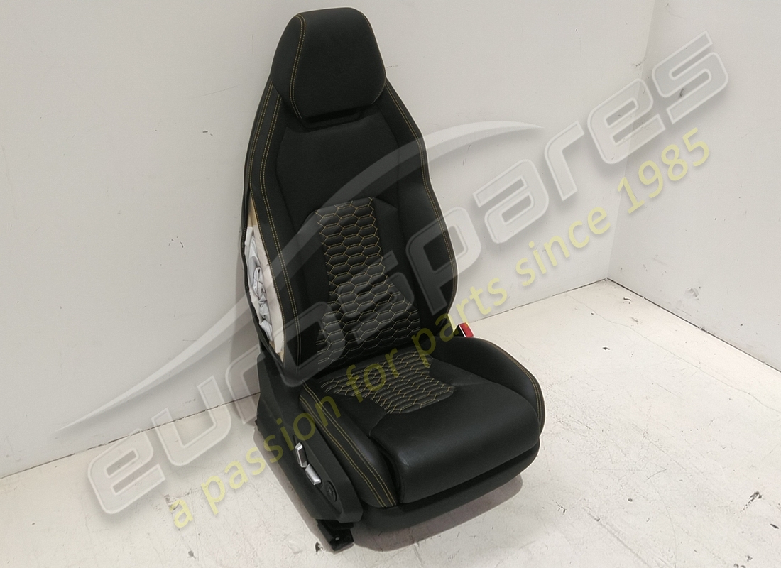 used lamborghini complete seat set. part number eap1227394 (4)