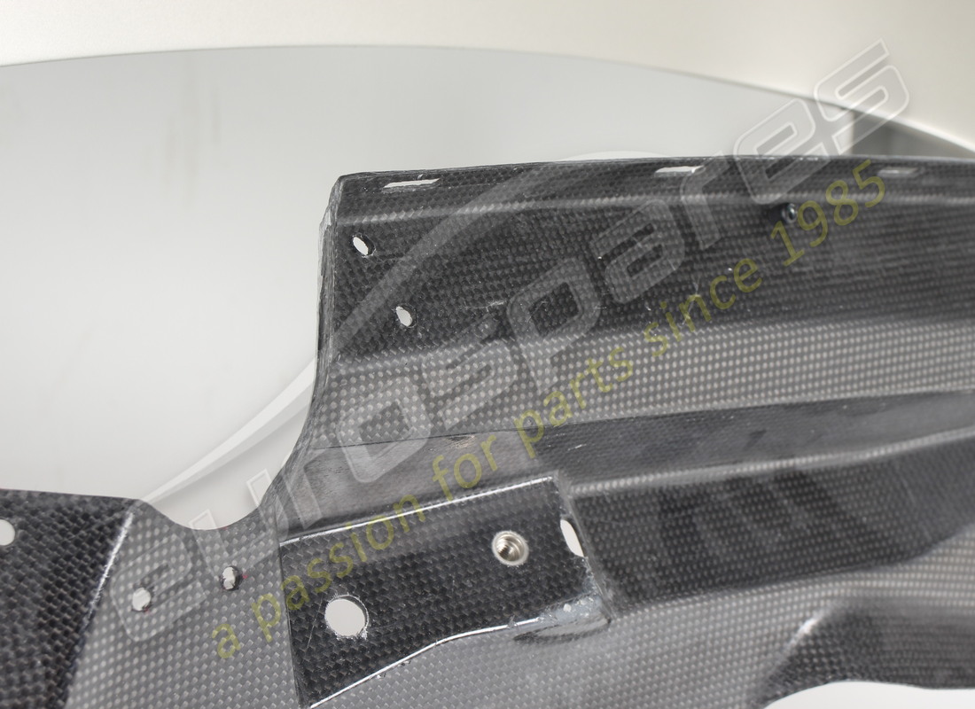 used ferrari rear bumper. part number 985883510 (4)