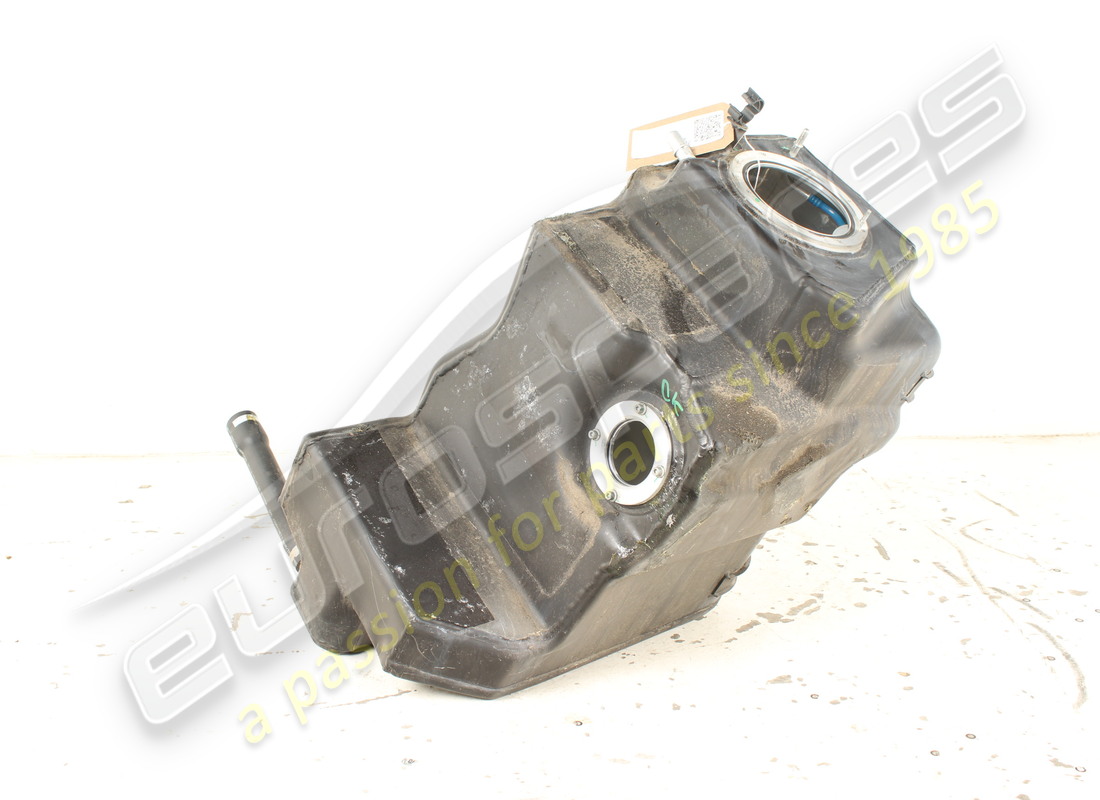 USED Ferrari LH FUEL TANK . PART NUMBER 276667 (1)