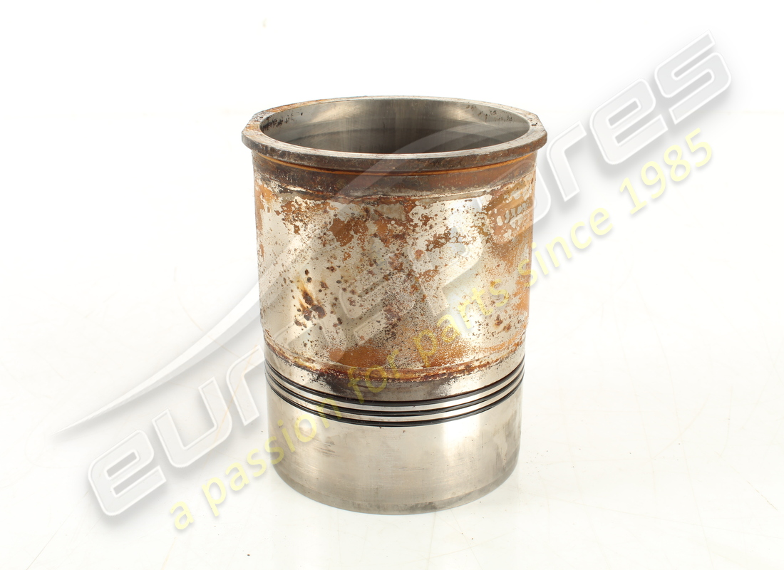 USED FERRARI CYLINDER LINER. PART NUMBER 243339 (3) used ferrari cylinder liner. part number 243339 (3)