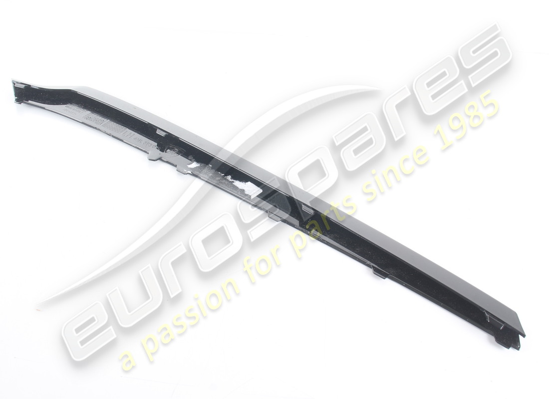 new lamborghini front bumper insert. part number 4ml853079y9b (2)