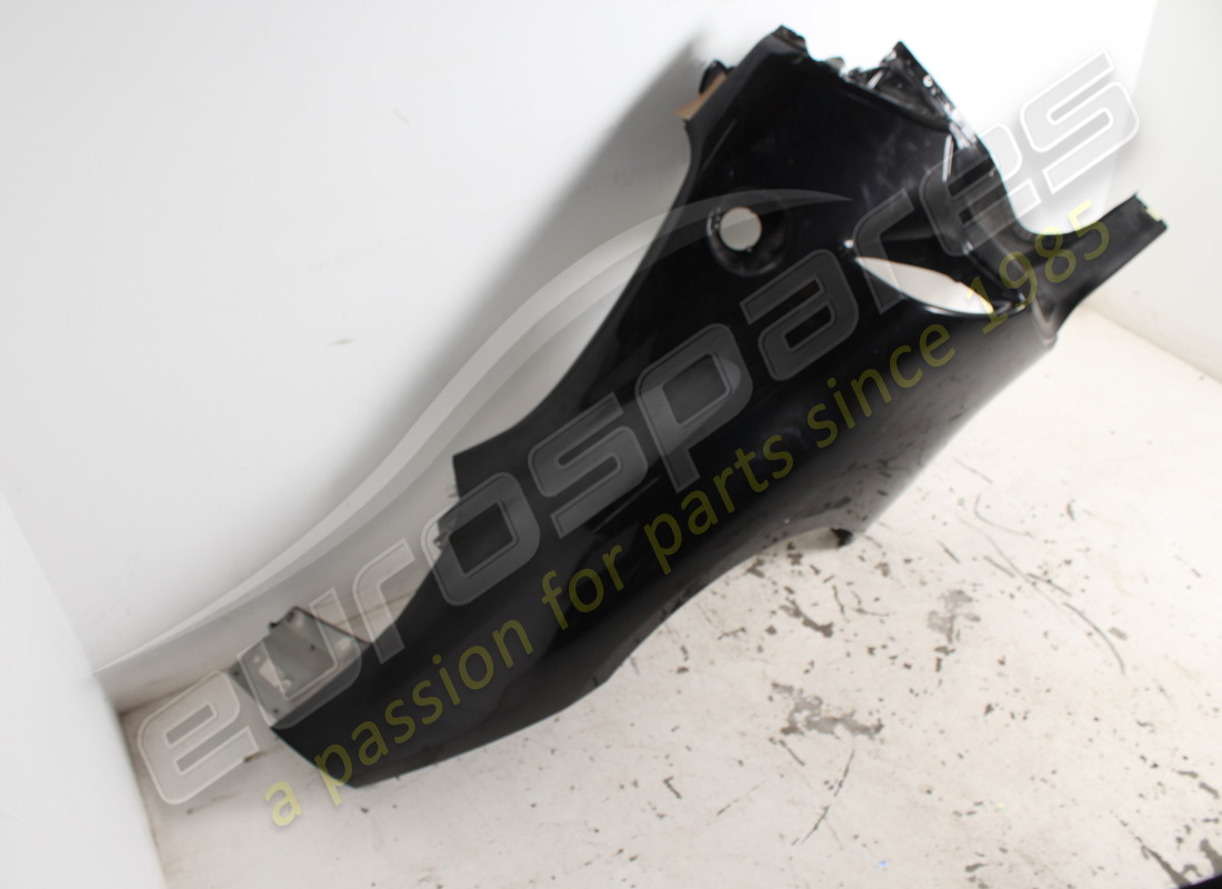 used ferrari rh rear fender. part number 985955959 (2)