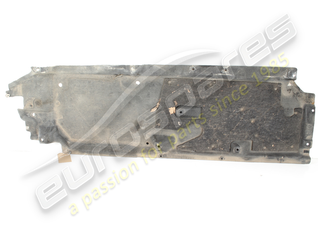 damaged lamborghini undertray. part number 4m0825205l (1)