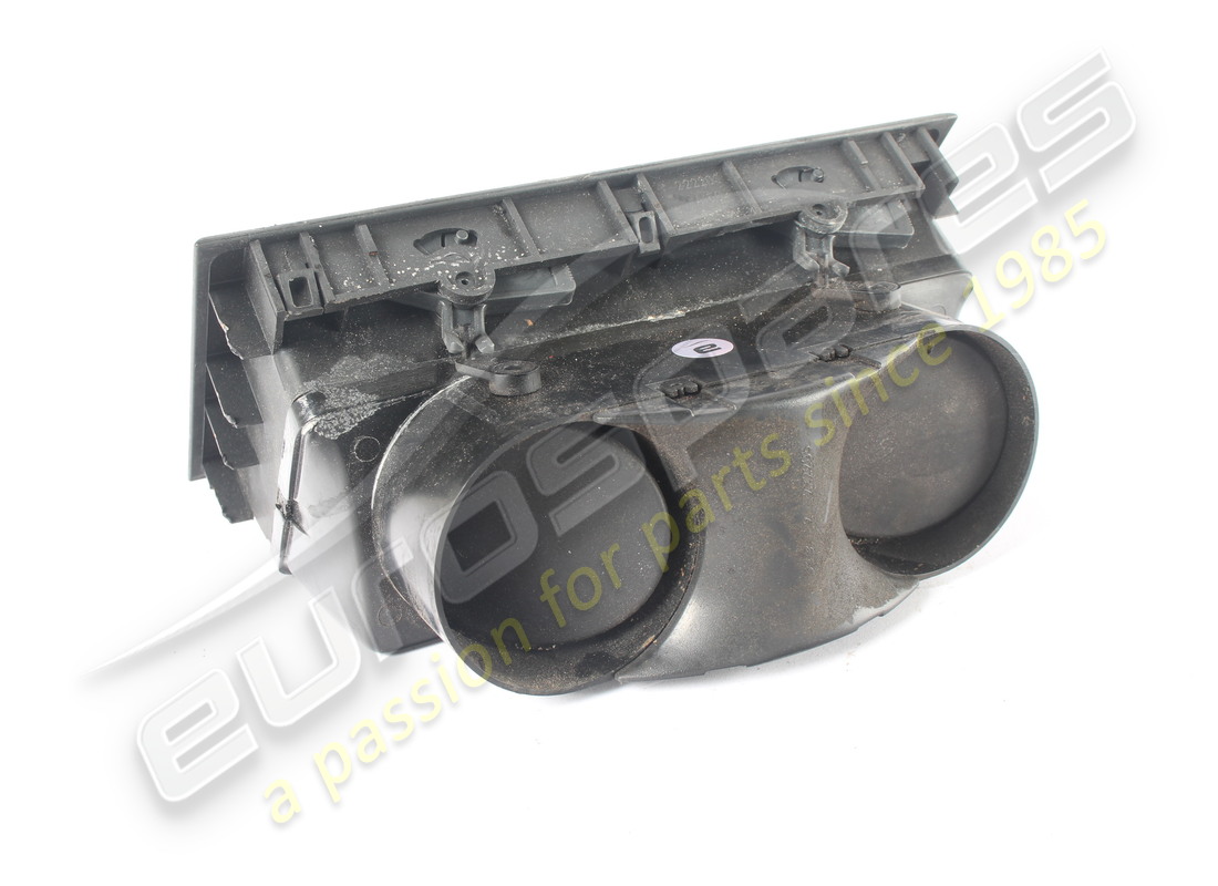 used ferrari central opening. part number 64320000 (2)