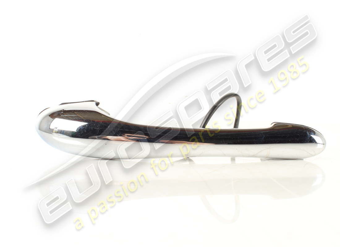 USED Maserati RH DOOR EXTERIOR HANDLE . PART NUMBER 68808800 (1)