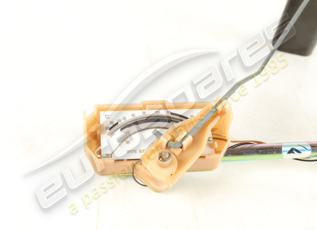 USED MASERATI FUEL LEVEL GAUGE CONTROL 0976.616. PART NUMBER 373630111 (3) used maserati fuel level gauge control 0976.616. part number 373630111 (3)