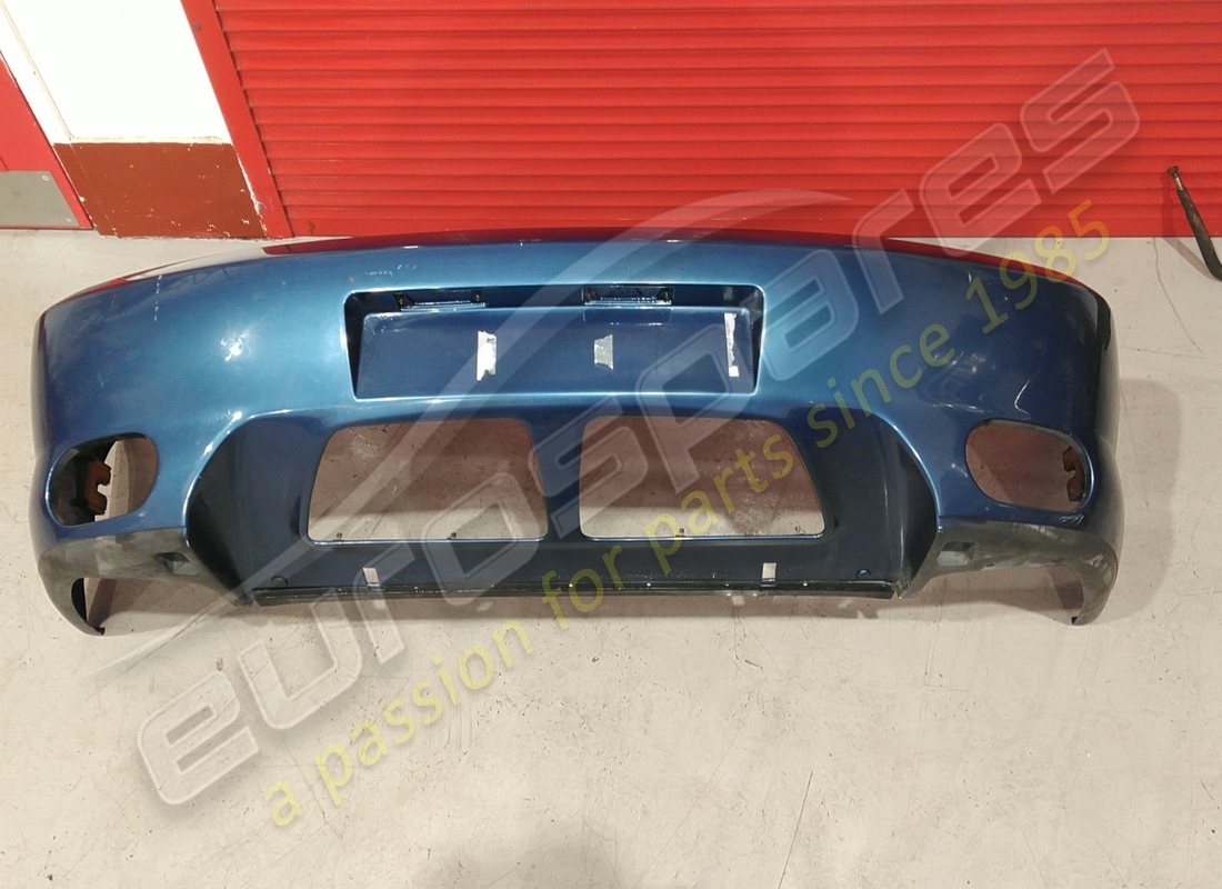 used ferrari rear bumper. part number 64638110 (1)