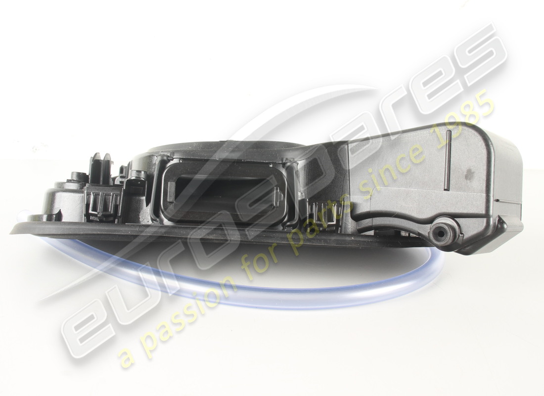 new porsche charging socket. part number 9j1821248a (4)