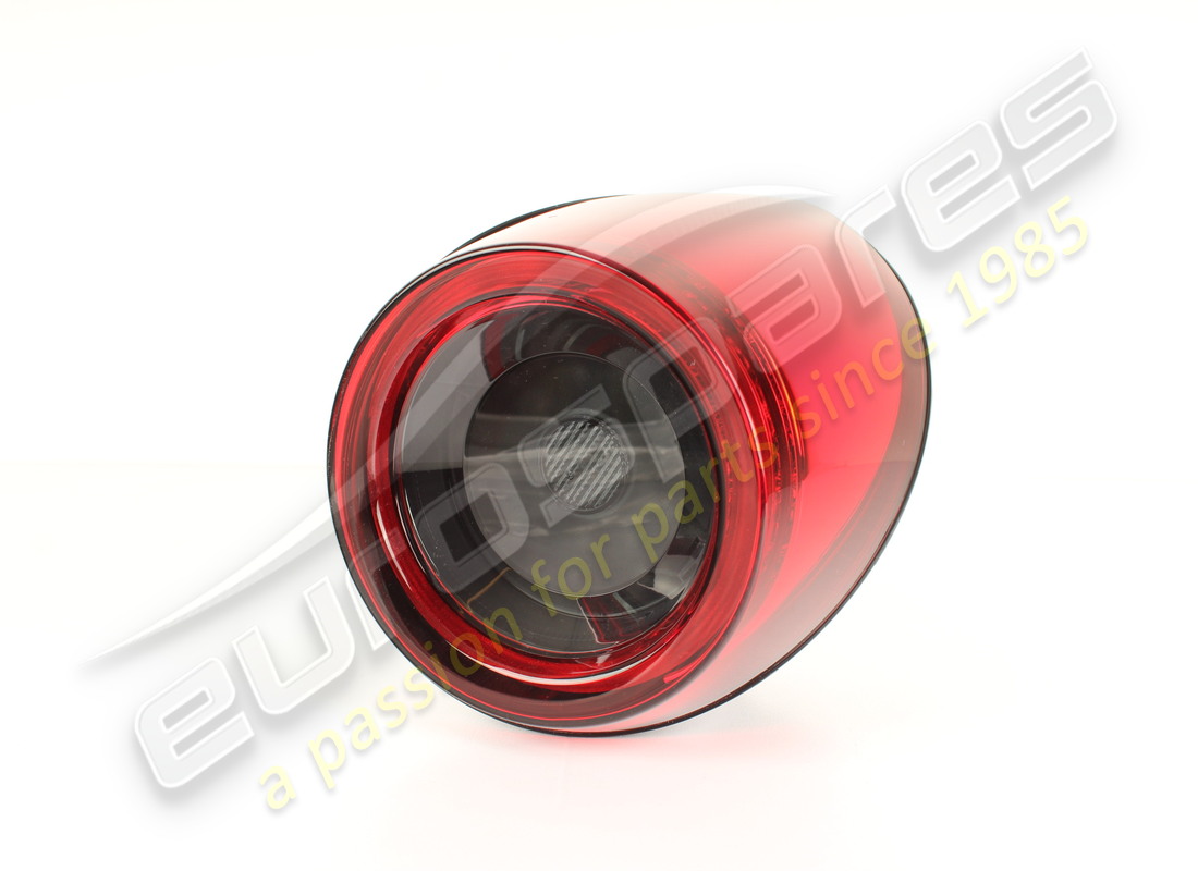 new oem rh rear lamp. part number 797468 (1)