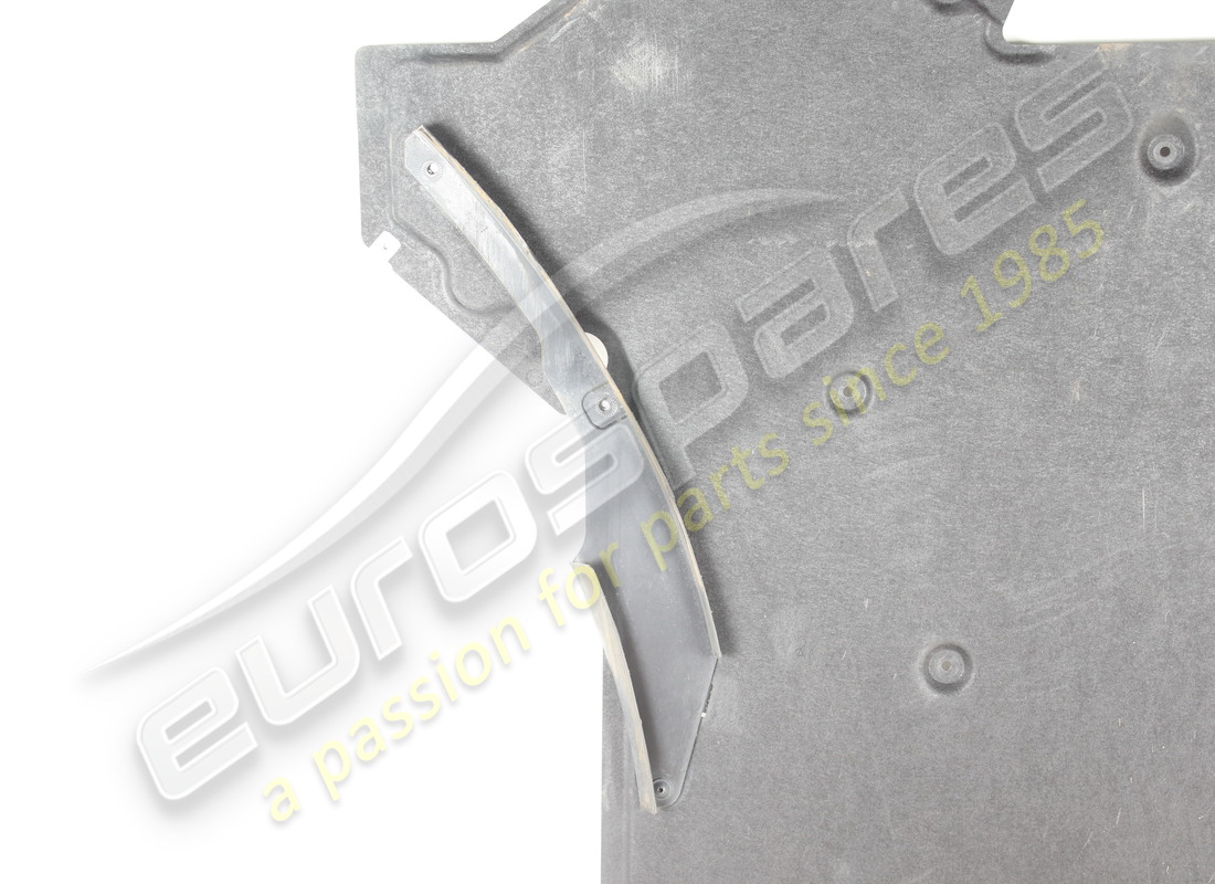 damaged porsche underbody trim. part number 992825523m (4)