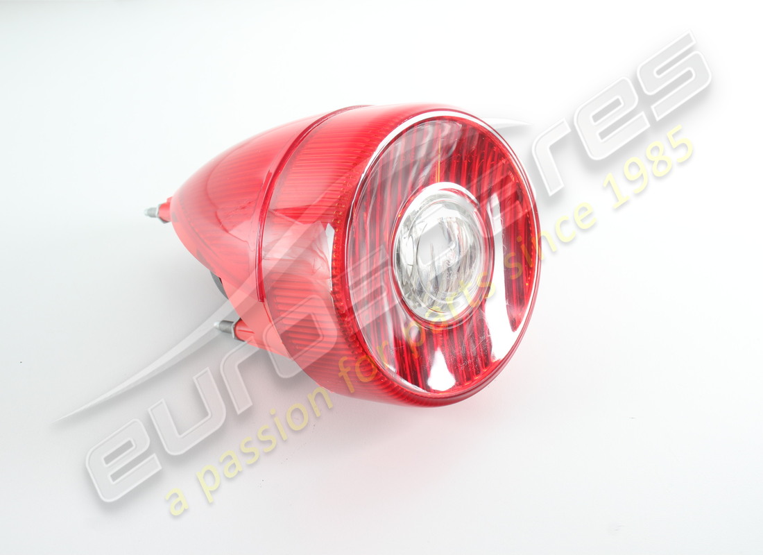 new ferrari rh position stop light. part number 193182 (1)