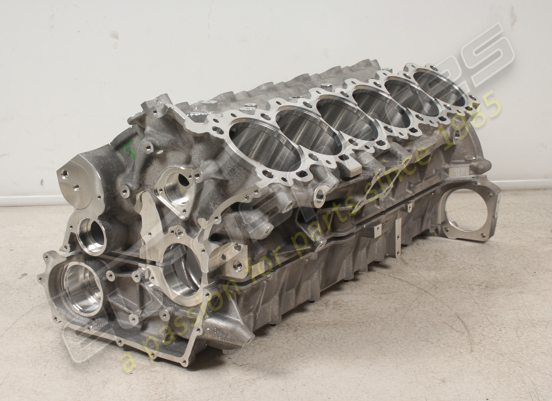 new ferrari crankcase-lower crankcase sh. part number 326982 (2)