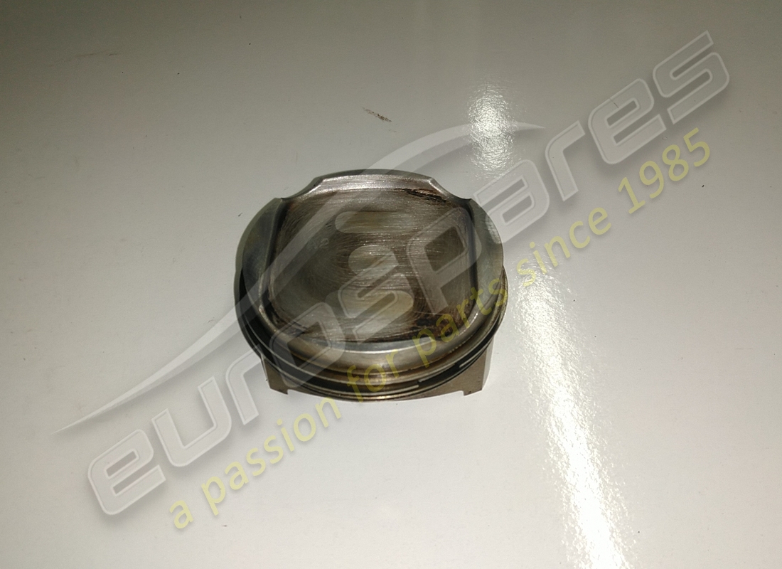 used ferrari piston with ring part number 180805