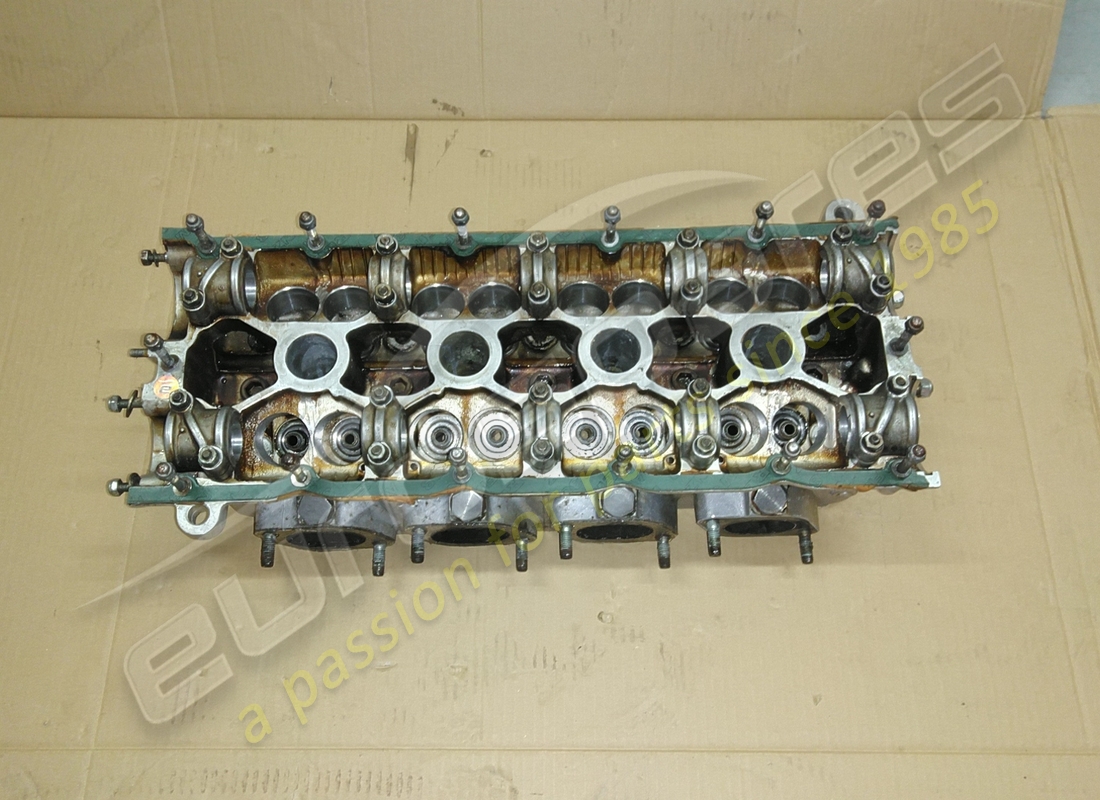 USED Ferrari RH CYLINDER HEAD . PART NUMBER 117749 (1)