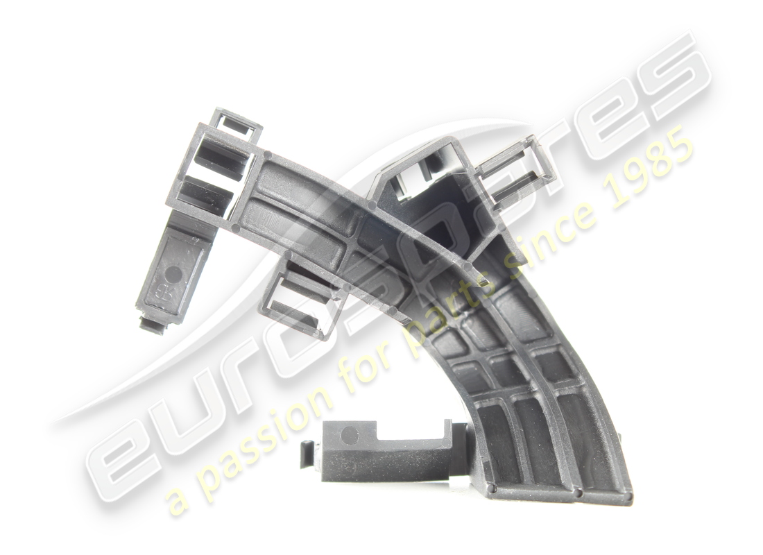 new maserati clip. part number 670007068 (3)