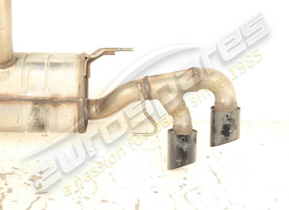 used maserati rear exhaust pipe. part number 670177008 (4)