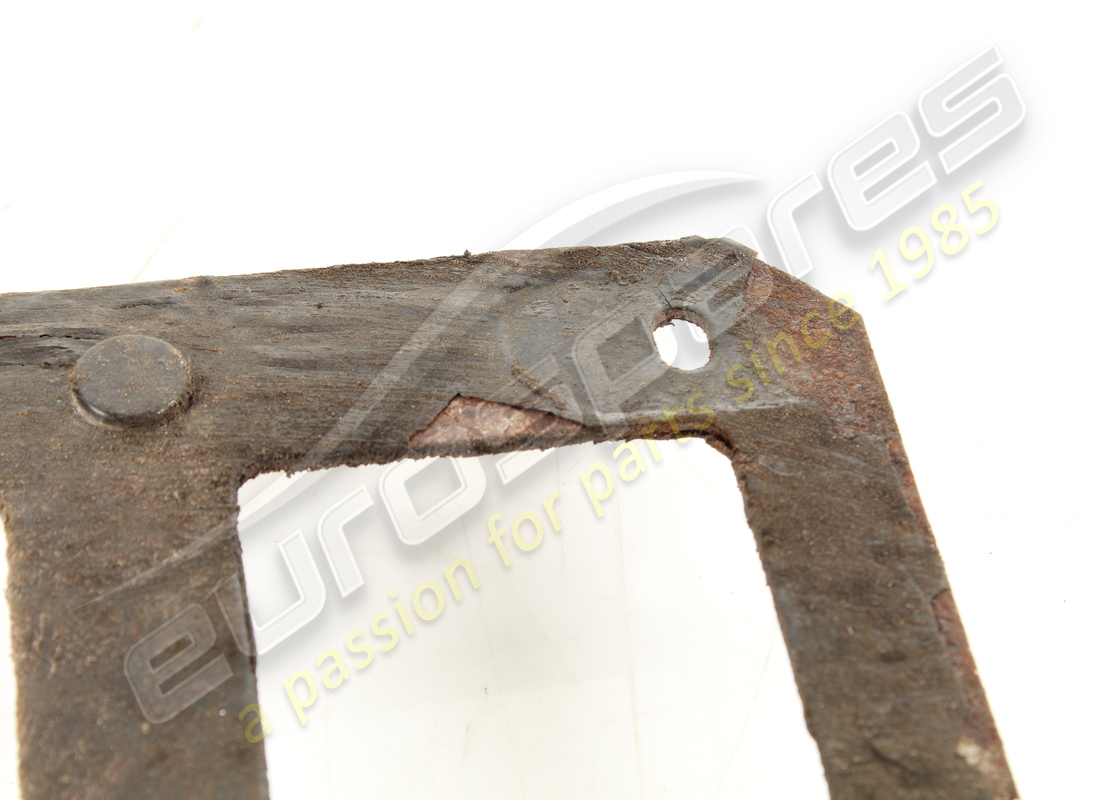 USED FERRARI PLATE. PART NUMBER 127364 (4) used ferrari plate. part number 127364 (4)