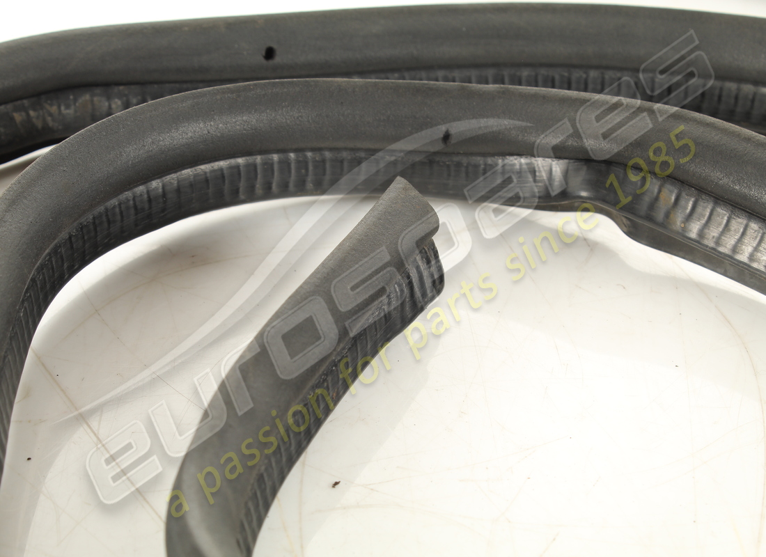 used ferrari front bonnet rubber seal. part number 60949300 (2)
