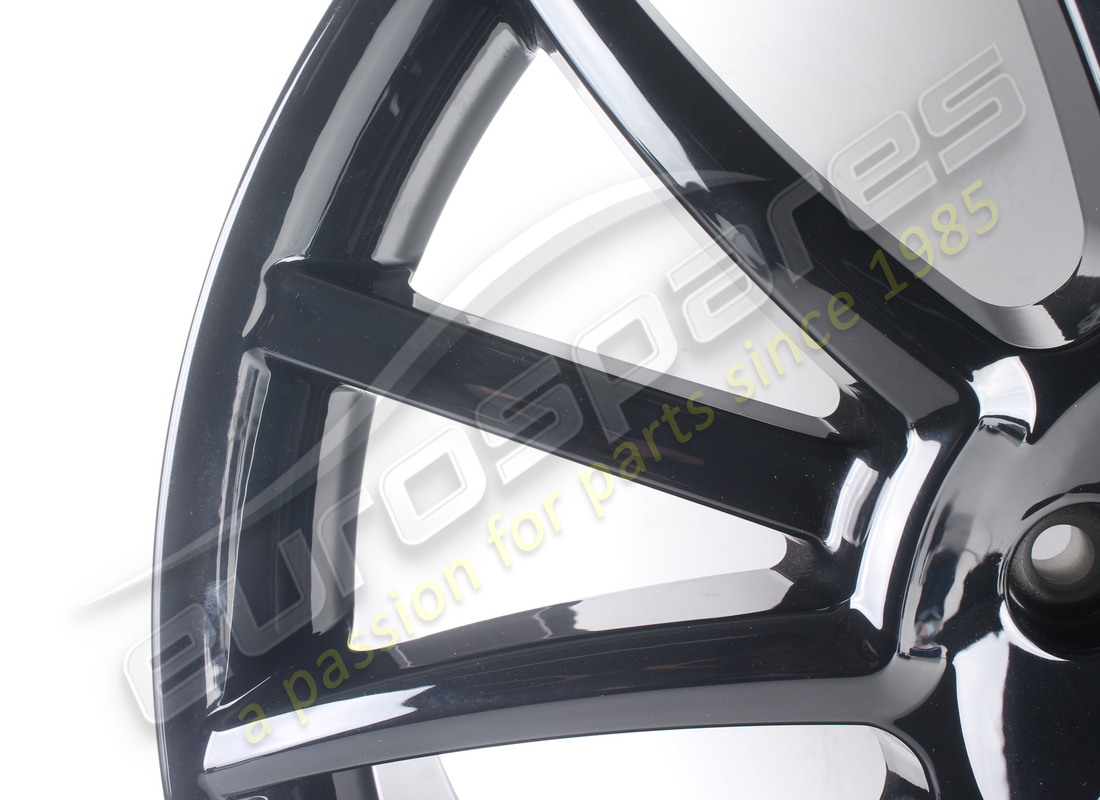 reconditioned maserati 20 wheel set. part number 980156308a (4)