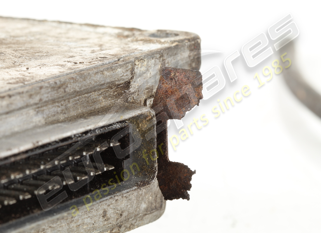 USED FERRARI ELECTRONIC IGNITION UNIT. PART NUMBER 127422 (4) used ferrari electronic ignition unit. part number 127422 (4)